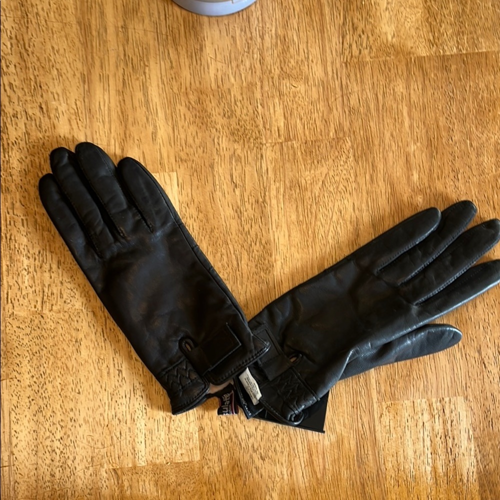 Black Leather Gloves